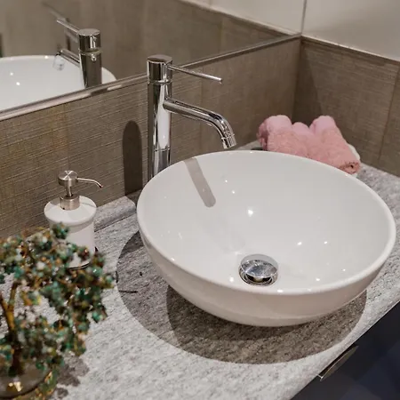 D'autore Nel Cuore Di Apartamento